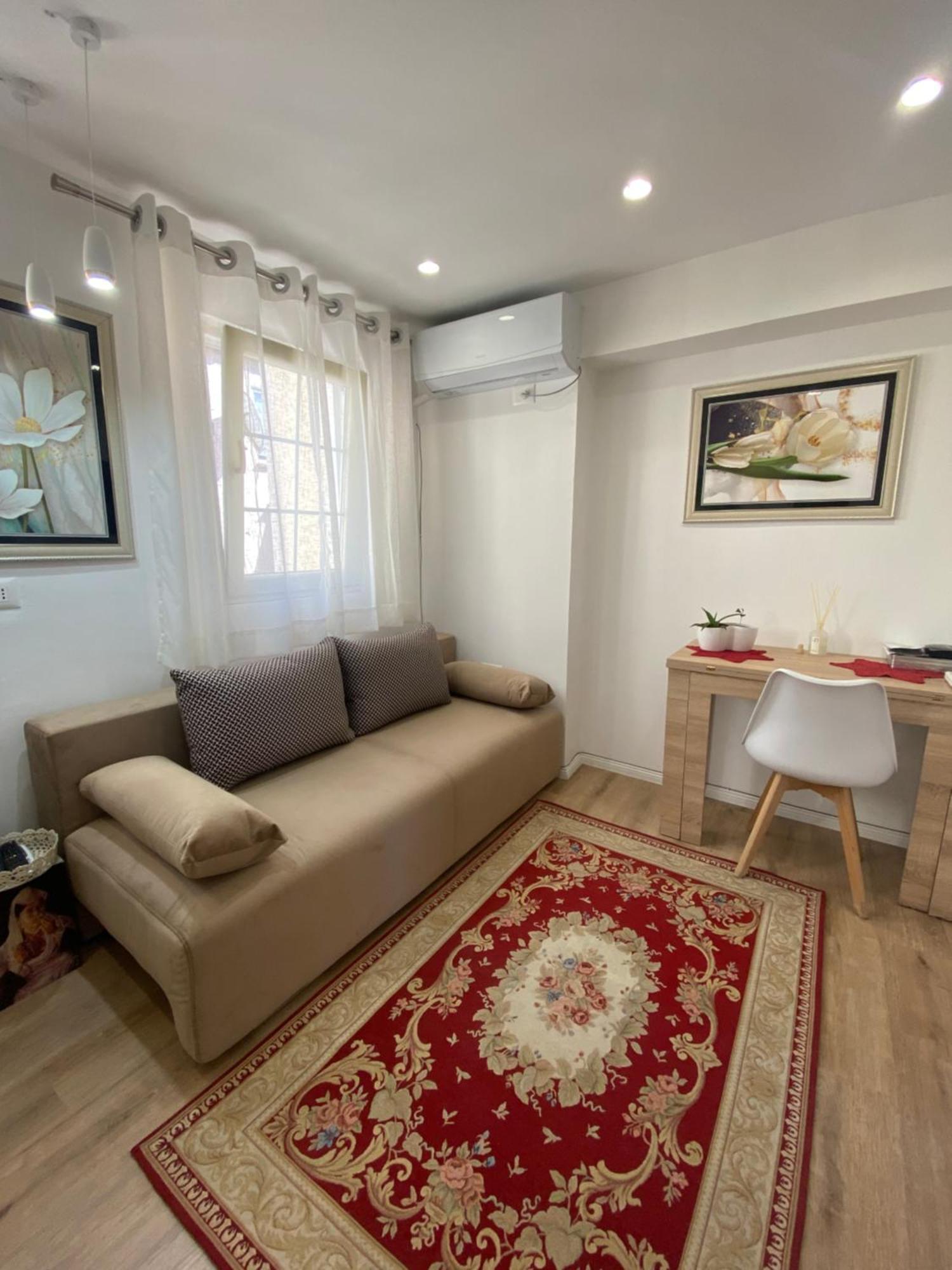 Central Welcoming Apartment In Tirana Exteriér fotografie